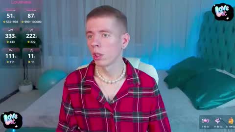 Snapshot of kireev_ chatting on 12/13/25, 07:53 online show from 12/13/25, 07:53