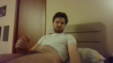 Snapshot of kiri0101 chatting on 11/27/25, 02:35 kiri0101 online show from 11/27/25, 02:35