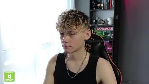 Kirill and Andrey online show from 10/31/25, 10:49