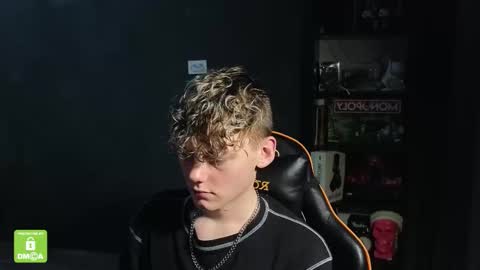 Kirill and Andrey online show from 11/25/25, 01:55