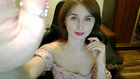 Snapshot of kirivant chatting on 11/17/25, 08:25 kirivant online show from 11/17/25, 08:25