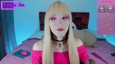 Snapshot of kirmyy_ chatting on 01/07/25, 12:13 Kirmyy online show from 01/07/25, 12:13