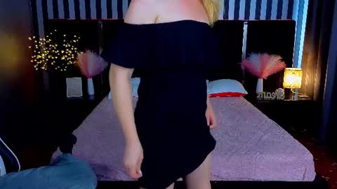 Snapshot of kirra_salute chatting on 06/27/26, 12:44 Kirra Salute online show from 06/27/26, 12:44