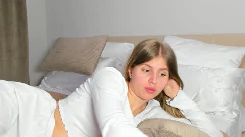 Snapshot of kirraa_ chatting on 02/26/26, 08:41 Kira online show from 02/26/26, 08:41