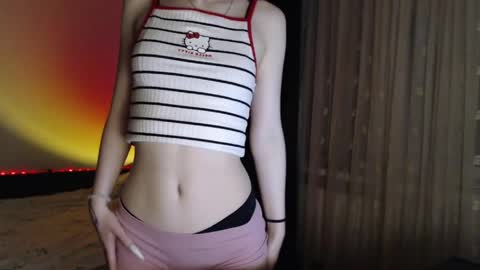 Snapshot of kisa____ chatting on 04/22/26, 11:17 kisa____ online show from 04/22/26, 11:17
