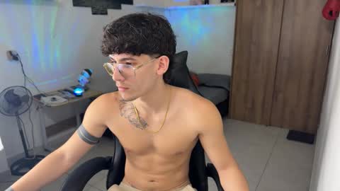 Snapshot of kisan_smith chatting on 02/25/26, 04:00 Kisan online show from 02/25/26, 04:00