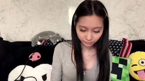 Hina online show from 04/30/26, 01:17