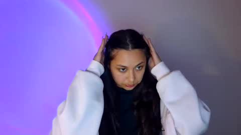 kiss_ameliaa online show from 10/28/25, 10:30