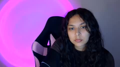 kiss_ameliaa online show from 11/27/25, 08:49