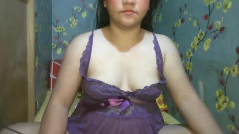 Snapshot of kiss_me_loves chatting on 01/30/25, 09:25 kiss_me_loves online show from 01/30/25, 09:25