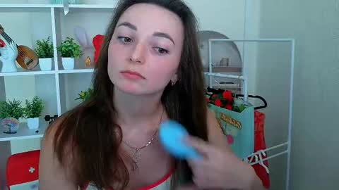 Snapshot of kiss_shy chatting on 07/03/26, 01:06 Valeria online show from 07/03/26, 01:06