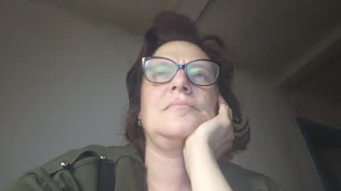 kissandvibe online show from 04/01/26, 08:06