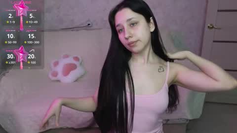 Snapshot of kisses_eva chatting on 03/25/26, 06:30 Hot Eva online show from 03/25/26, 06:30