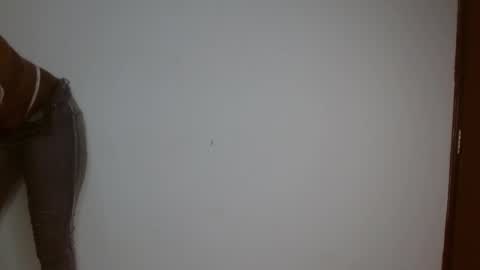 kisses_galore online show from 04/29/26, 06:06