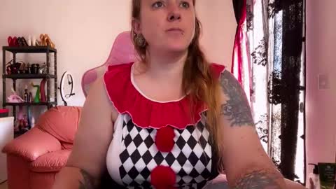 kissica online show from 10/24/25, 09:49