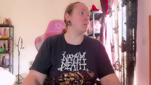 Snapshot of kissica chatting on 02/12/26, 10:21 kissica online show from 02/12/26, 10:21