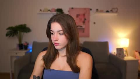 Snapshot of kissiecat chatting on 01/09/26, 07:15 Sisi online show from 01/09/26, 07:15