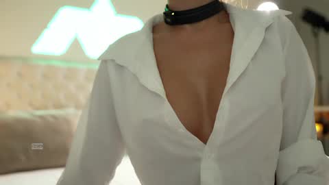kissing33 online show from 05/13/26, 08:49