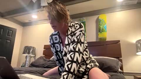 Snapshot of kisskatie chatting on 02/04/26, 02:06 Kaitie online show from 02/04/26, 02:06