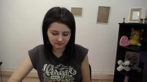 Snapshot of kissleoxx chatting on 03/23/26, 01:37 kissleoxx online show from 03/23/26, 01:37