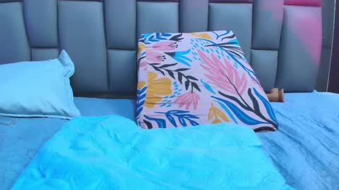 BELLA FLAME online show from 09/11/25, 09:04