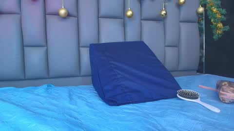 BELLA FLAME online show from 12/19/25, 07:10