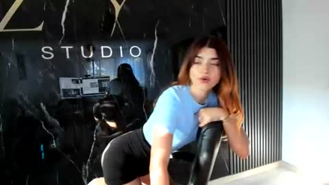 KissMyMissy  online show from 08/04/26, 03:25