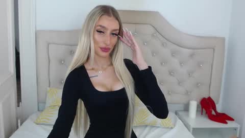 Natalie online show from 10/07/25, 07:16