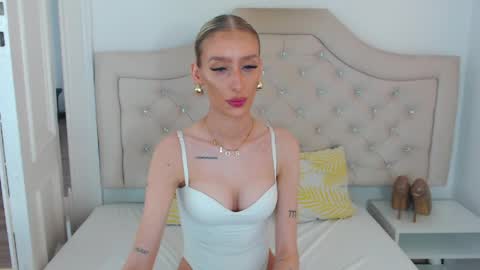 Snapshot of kissnatalie chatting on 04/23/26, 12:29 Natalie online show from 04/23/26, 12:29