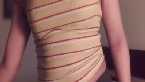 Snapshot of kisspriya chatting on 10/26/25, 07:09 J online show from 10/26/25, 07:09