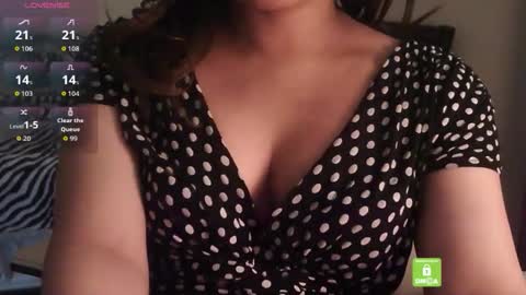 Snapshot of kisspriya chatting on 04/04/26, 08:39 J online show from 04/04/26, 08:39