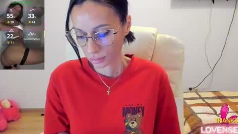 Snapshot of kisssnicol chatting on 03/10/26, 05:29 kisssnicol online show from 03/10/26, 05:29