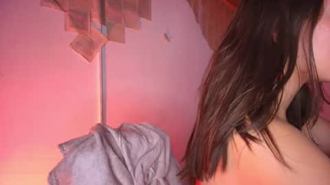 Snapshot of kisstarxxx chatting on 09/10/25, 03:17 Helena and Brad online show from 09/10/25, 03:17