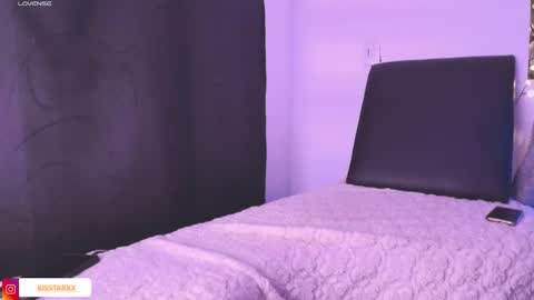 Snapshot of kisstarxxx chatting on 02/03/26, 06:22 Helena and Brad online show from 02/03/26, 06:22