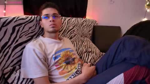 Snapshot of kisstarxxx chatting on 02/15/26, 07:38 Helena and Brad online show from 02/15/26, 07:38