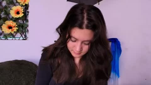 Snapshot of kisstarxxx chatting on 03/18/26, 08:01 Helena and Brad online show from 03/18/26, 08:01