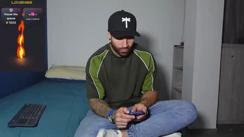 kite__ online show from 11/18/25, 03:34