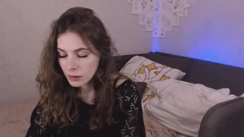 Snapshot of kitkatsweetspot chatting on 03/12/26, 08:37 kitkatsweetspot online show from 03/12/26, 08:37