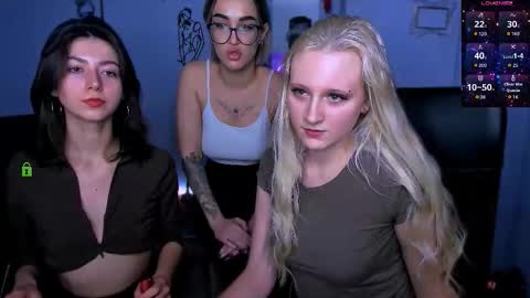 Snapshot of kitniss_dreamy chatting on 01/14/26, 01:28 kitniss online show from 01/14/26, 01:28