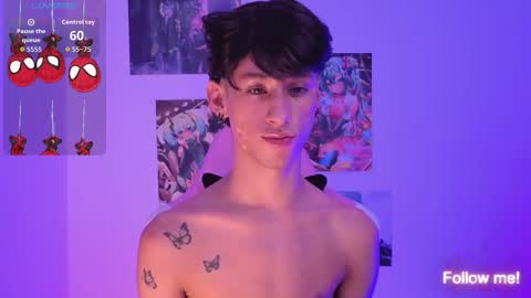 Snapshot of kitsuneplay_ chatting on 03/22/26, 05:27 Salvatore online show from 03/22/26, 05:27