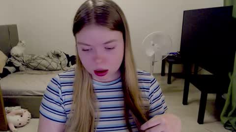 Jennyblonde and Emmabrunette online show from 12/21/25, 02:35