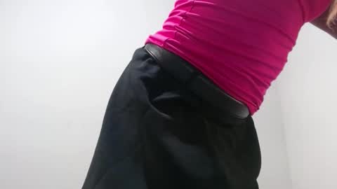 Snapshot of kittencrown chatting on 03/12/26, 06:03 bambi online show from 03/12/26, 06:03