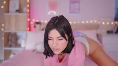      online show from 11/11/25, 07:03