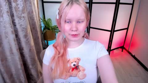 Snapshot of kittenxoann chatting on 04/18/26, 05:39 kittenxoann online show from 04/18/26, 05:39