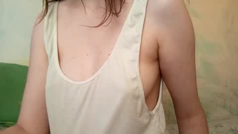 Snapshot of kittie_creme chatting on 06/30/26, 03:24 Kittie Creme online show from 06/30/26, 03:24