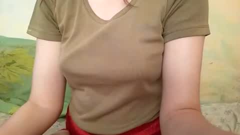 Snapshot of kittie_creme chatting on 07/04/26, 11:38 Kittie Creme online show from 07/04/26, 11:38