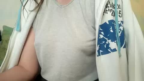 Snapshot of kittie_creme chatting on 07/23/26, 02:26 Kittie Creme online show from 07/23/26, 02:26