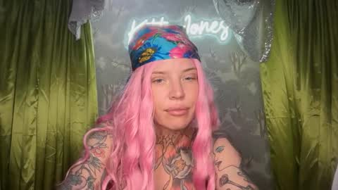 kittjones33 online show from 05/08/26, 04:23