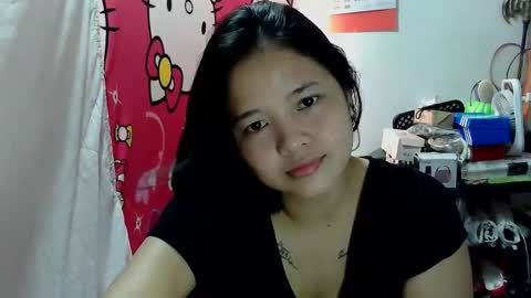 Snapshot of kittlyn chatting on 09/15/25, 01:38 kittlyn online show from 09/15/25, 01:38