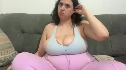 kitty3202 online show from 05/21/26, 12:39